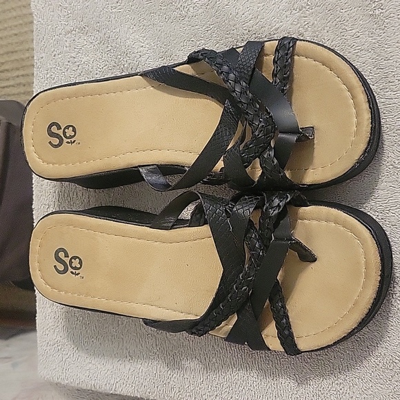 SO Black Strappy Wedge Sandals Size 8 - Picture 1 of 4